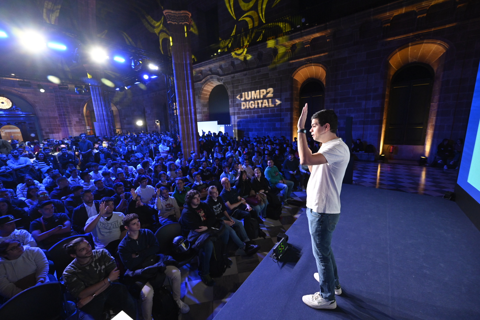 Jump2Digital reuneix creadors de contingut, empreses i joves en la trobada de talent digital més gran de Barcelona